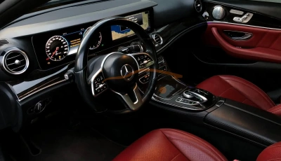 Mercedes-Benz E 300 