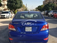 Hyundai Accent <span></span>