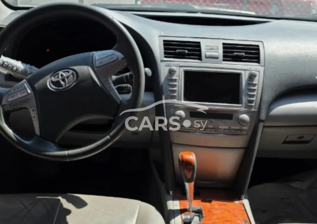 Toyota Camry <span></span>