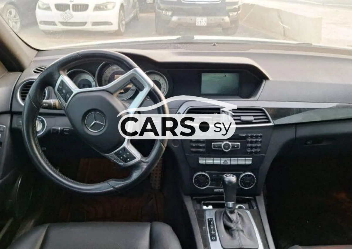 Mercedes-Benz C 300