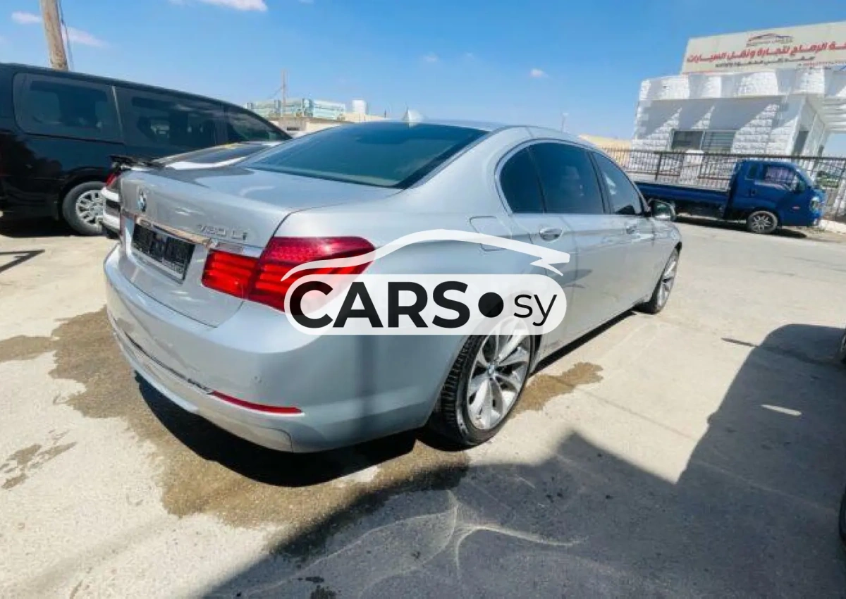 BMW 730