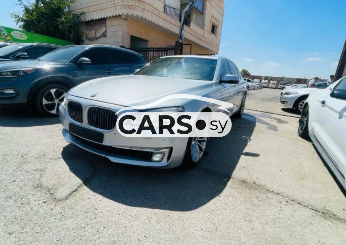 BMW 730