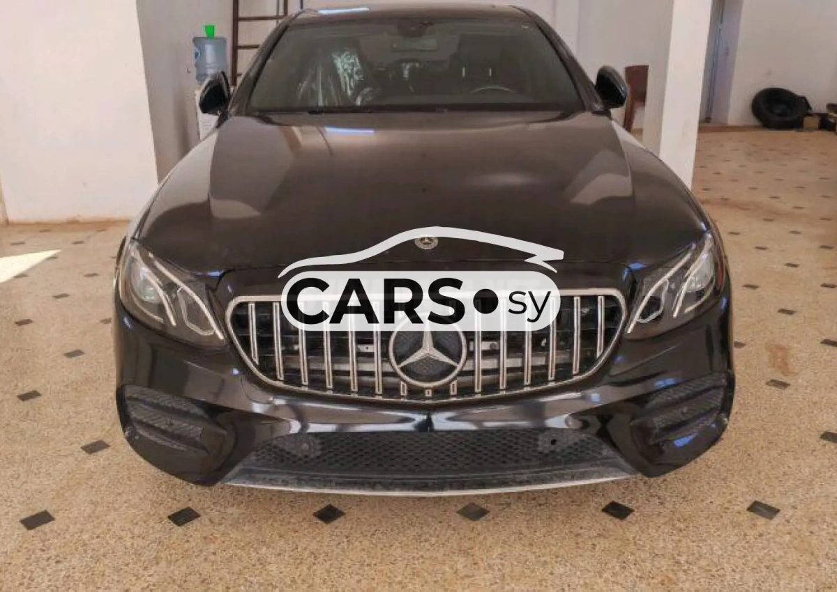 Mercedes-Benz E 300