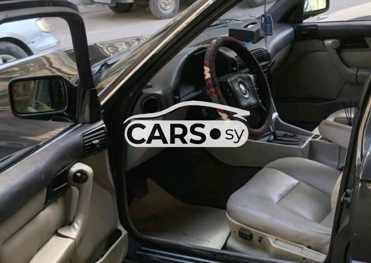 BMW 525