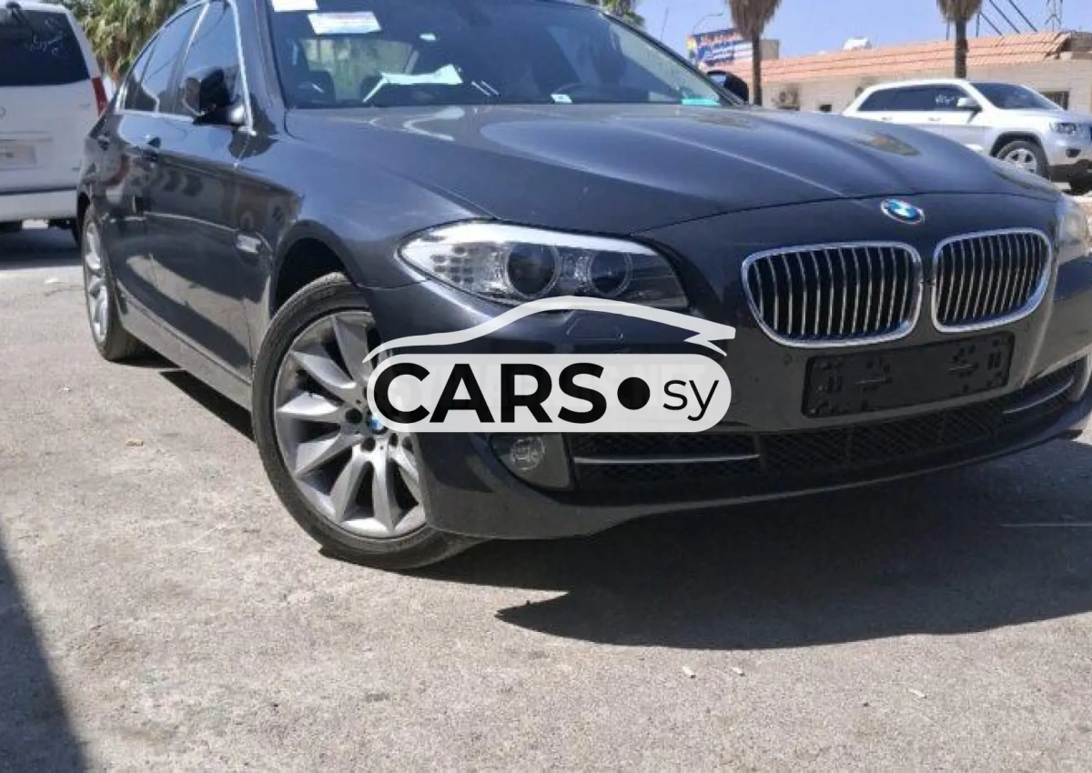 BMW 528