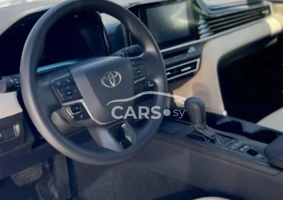 Toyota Camry <span></span>