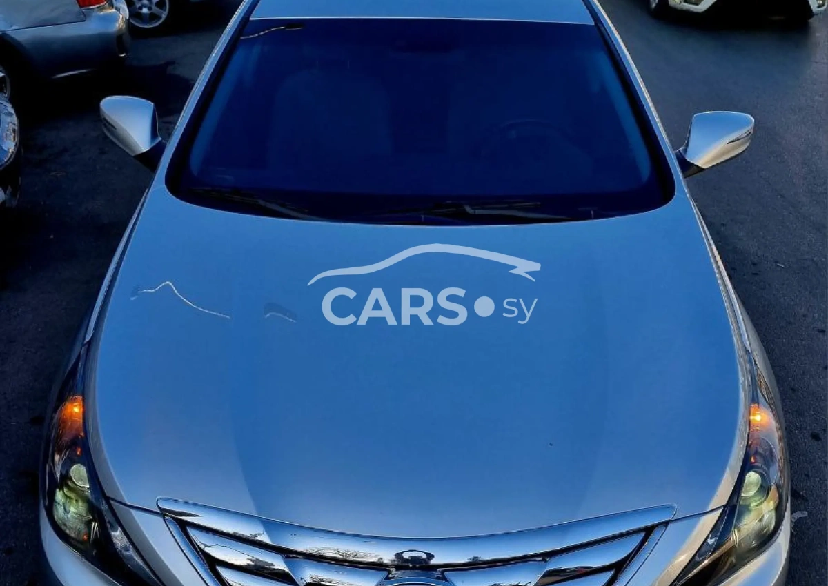 Hyundai Sonata <span></span>