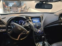 Hyundai Grandeur <span></span>