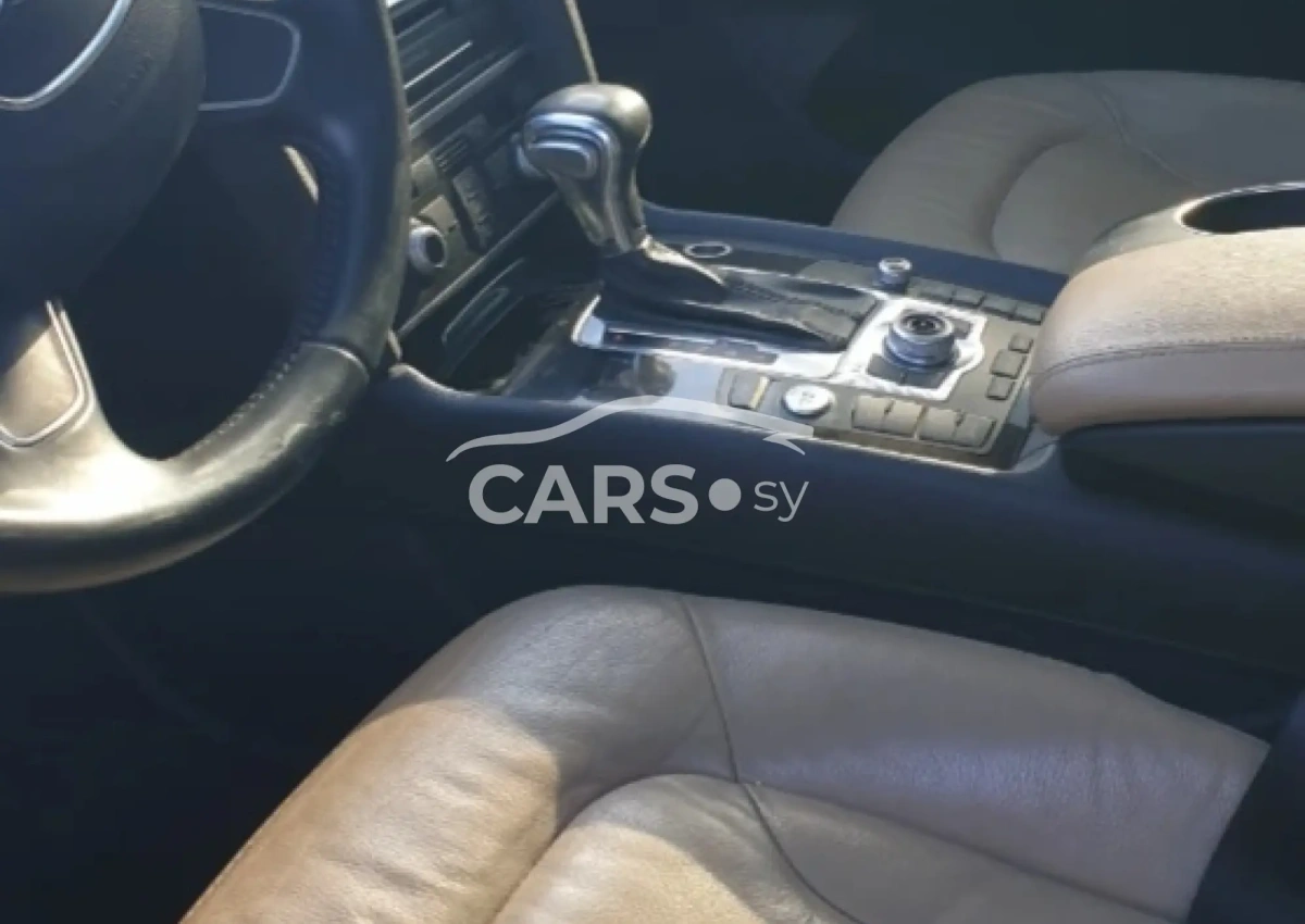 Audi Q7 <span></span>