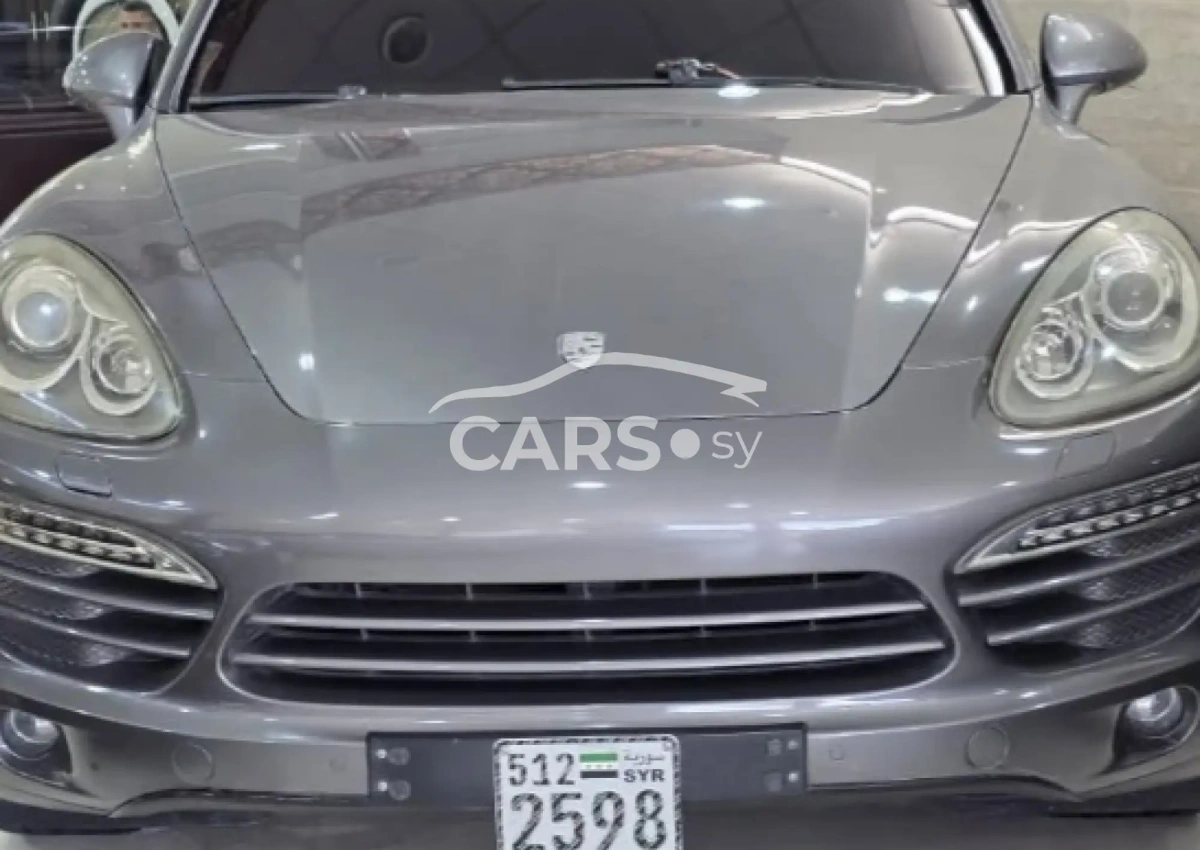 Porsche Cayenne <span></span>
