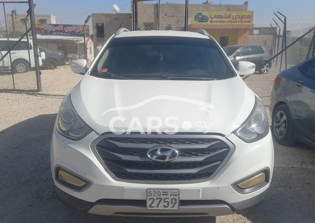 Hyundai Tucson <span></span>