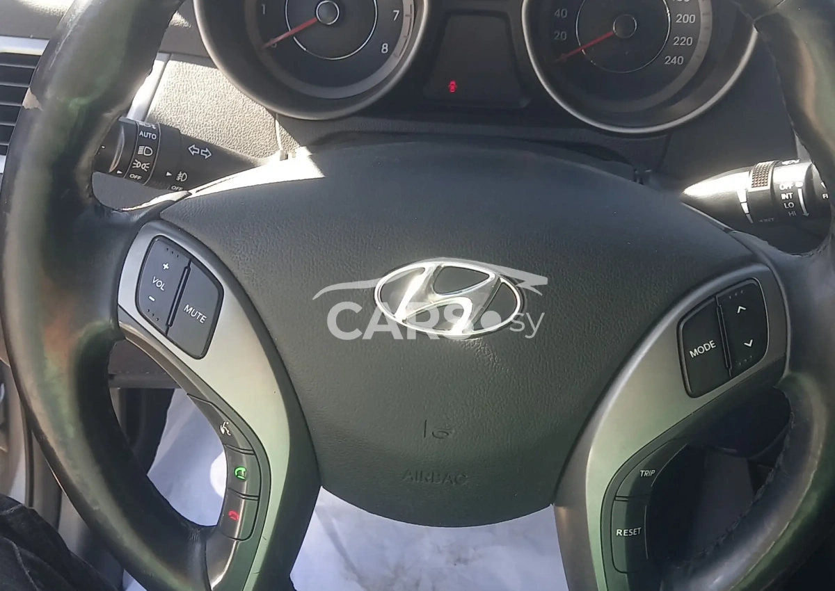 Hyundai Accent <span></span>