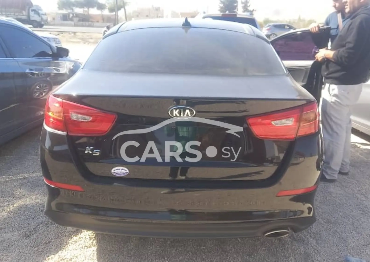 Kia K5 <span></span>