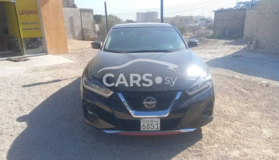 Nissan Maxima 