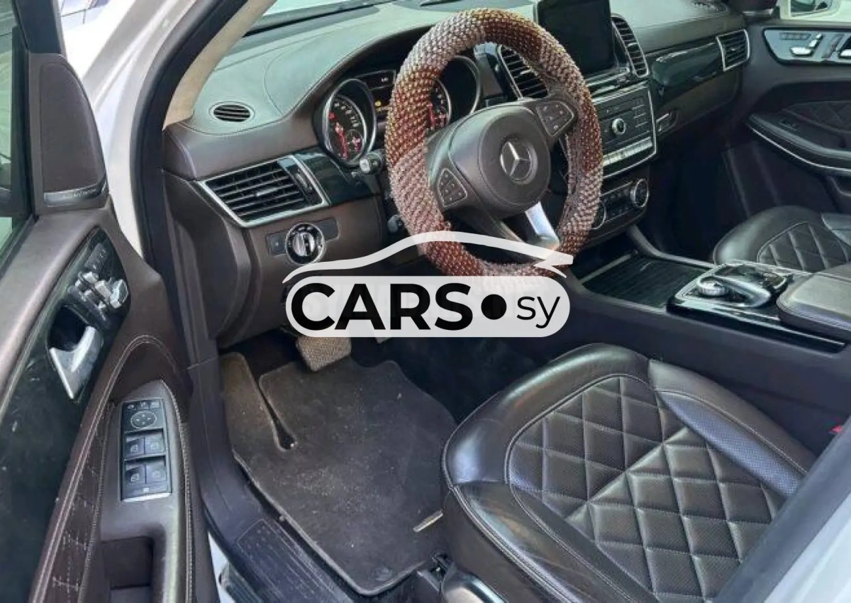 Mercedes-Benz GLS 500