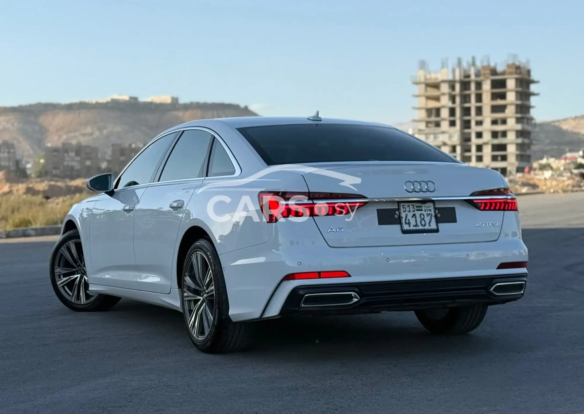 Audi A6 <span></span>