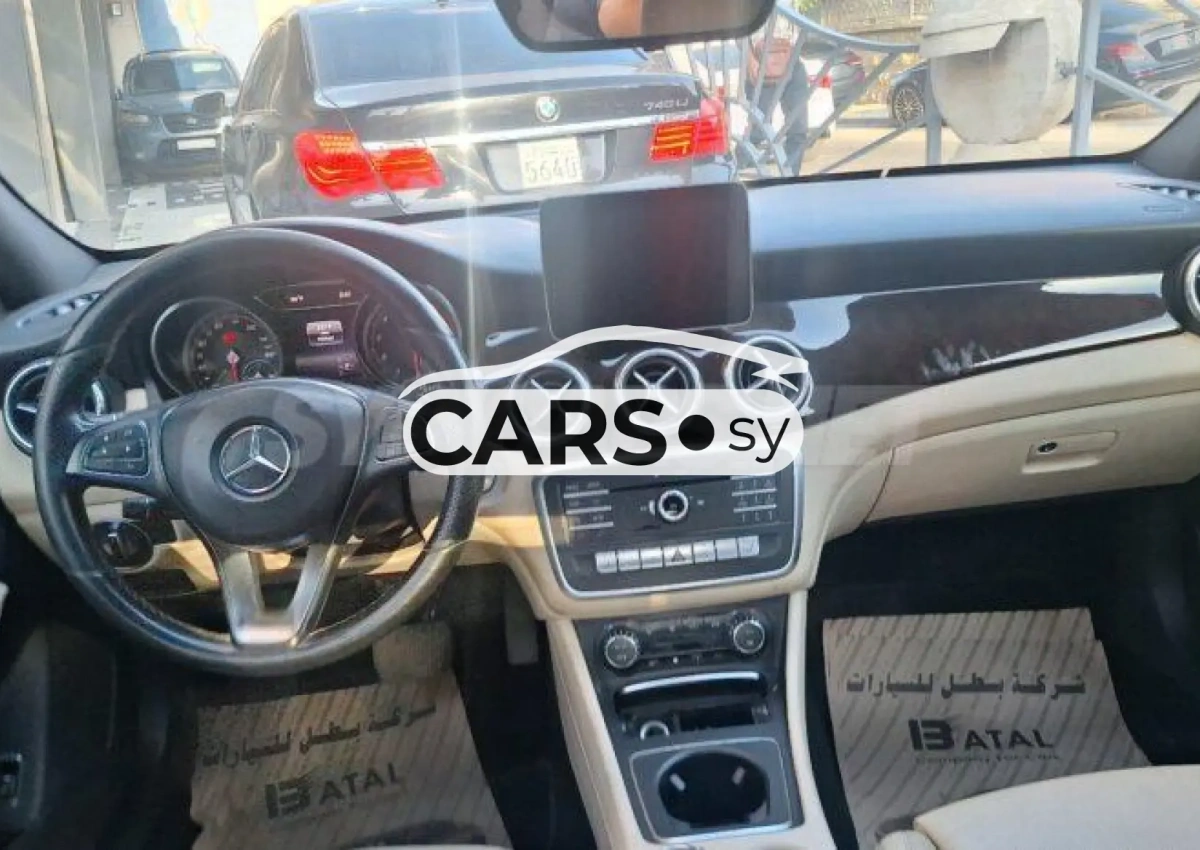 Mercedes-Benz CLA 250