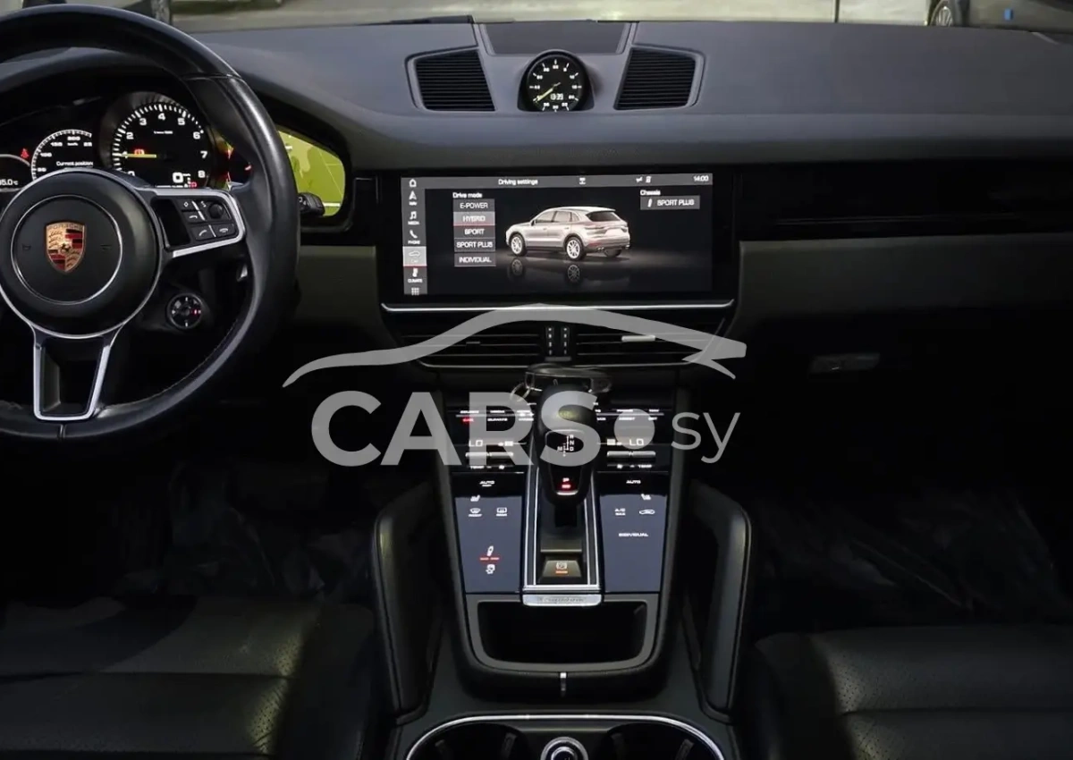 Porsche Cayenne <span></span>