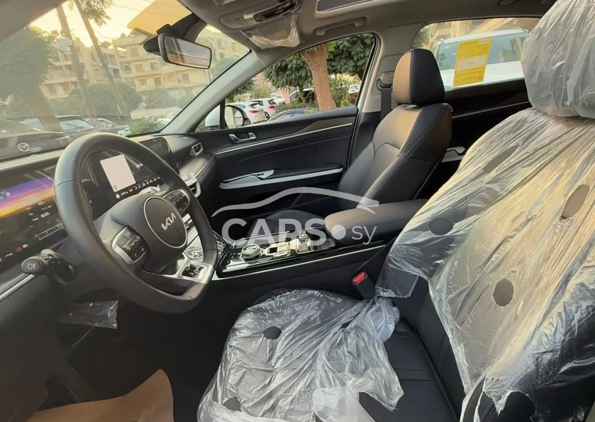 Kia K5 <span></span>