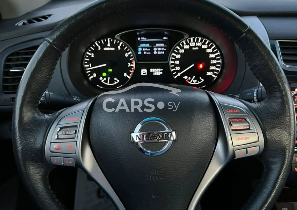 Nissan Altima <span></span>