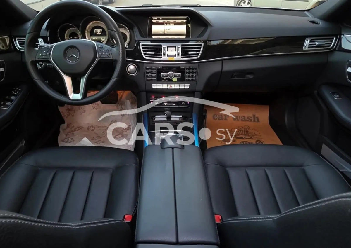 Mercedes-Benz E 300 <span></span>