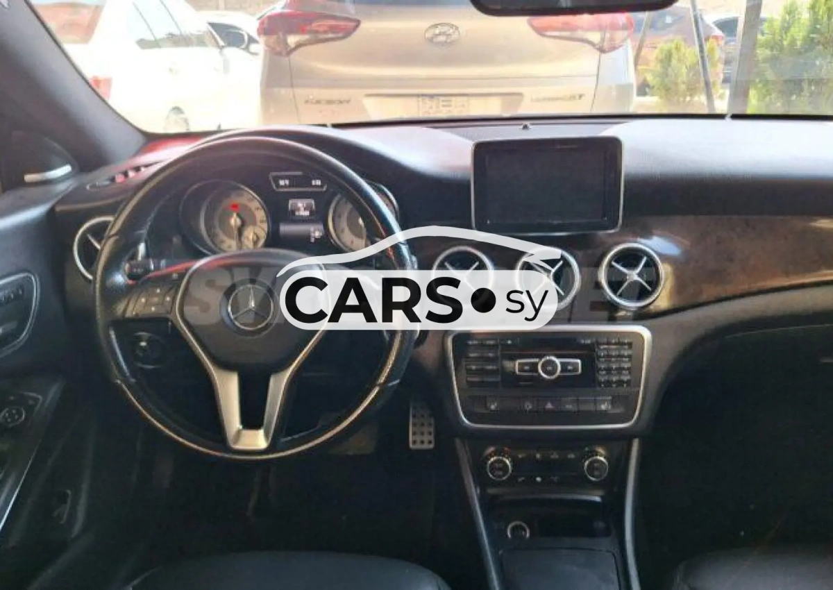 Mercedes-Benz CLA 250