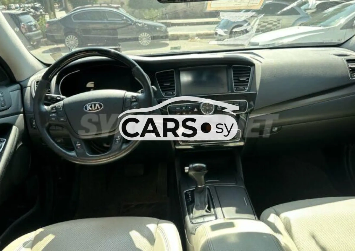 Kia K7