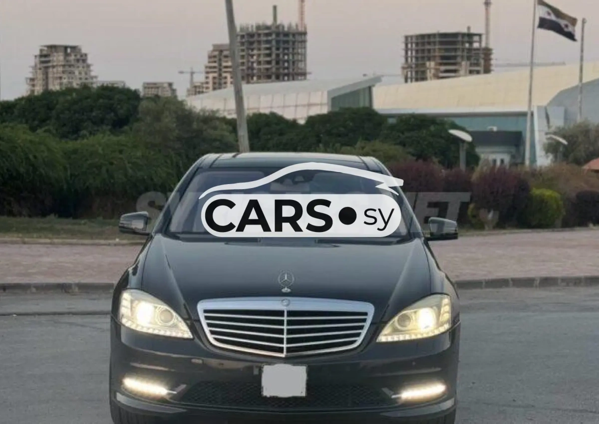 Mercedes-Benz S 550