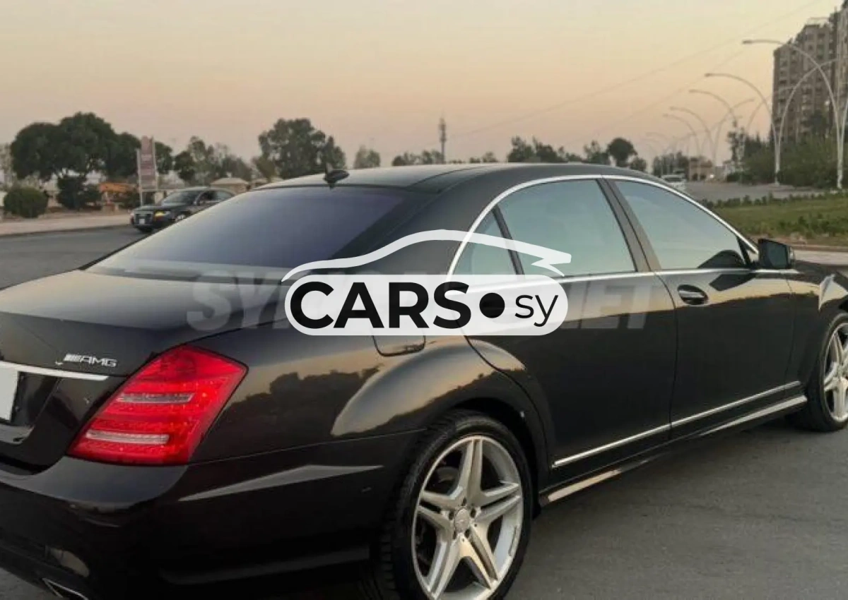 Mercedes-Benz S 550