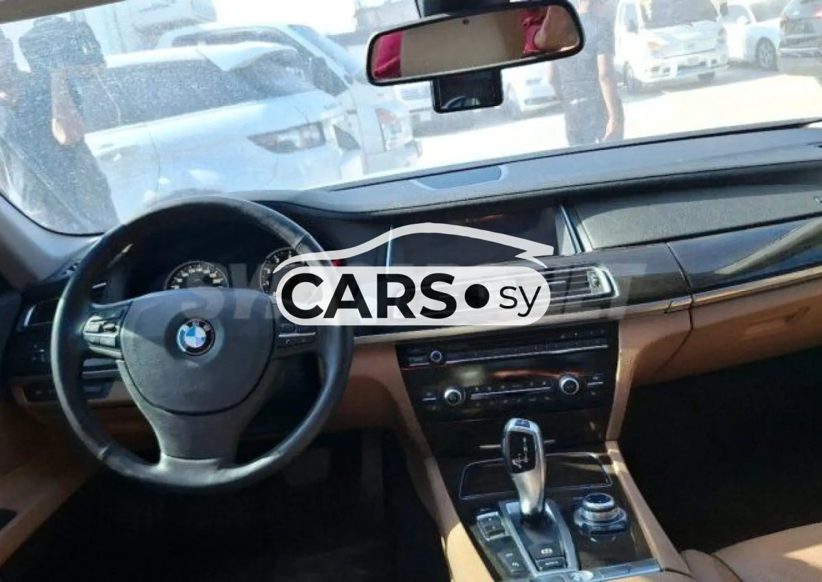 BMW 740