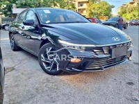 Hyundai Elantra <span></span>