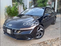 Hyundai Elantra <span></span>