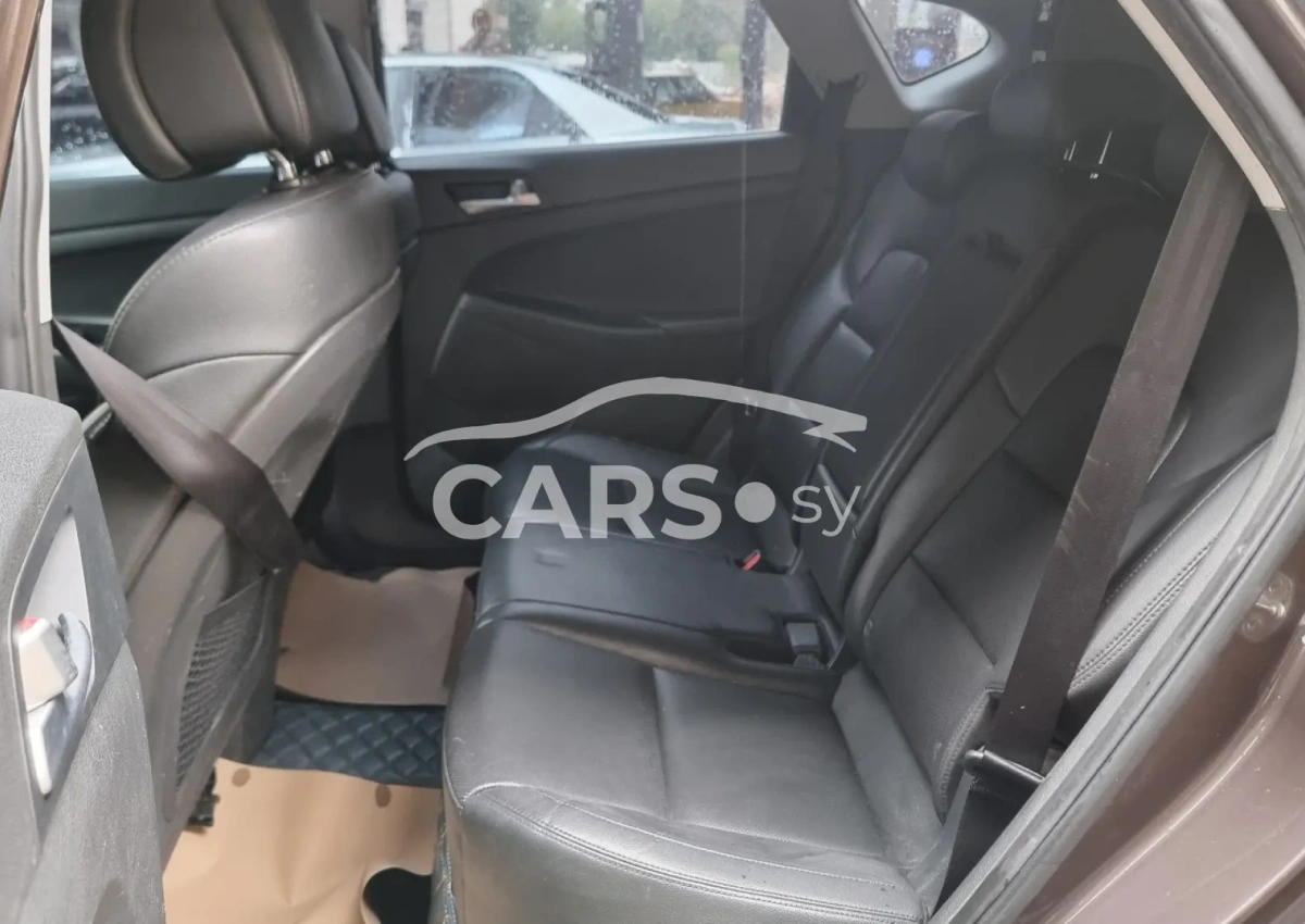 Hyundai Tucson <span></span>